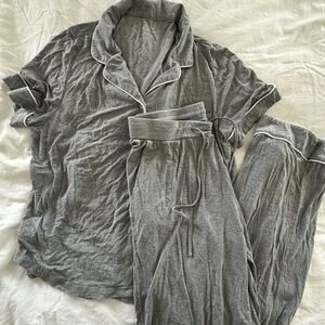 Cozy Earth Women's Gray Pajama Set with Contrast Piping